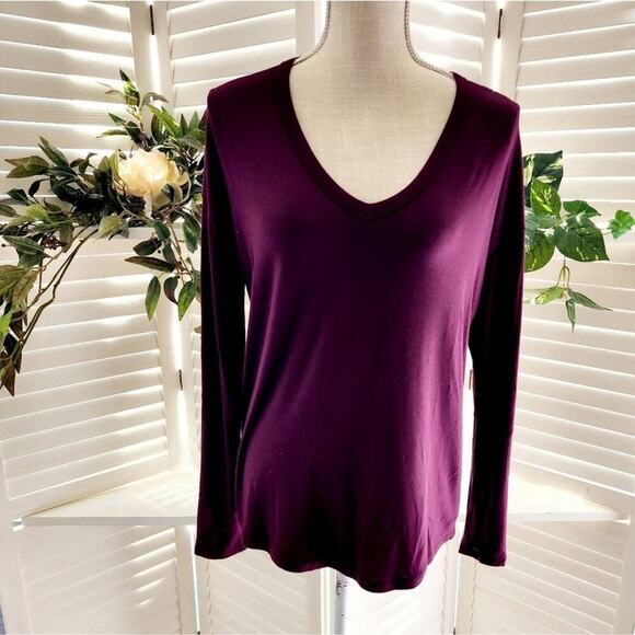 ATHLETA CRANBERRY V NECK LONG SLEEVE XS (OVERSIZED) - Picture 2 of 8